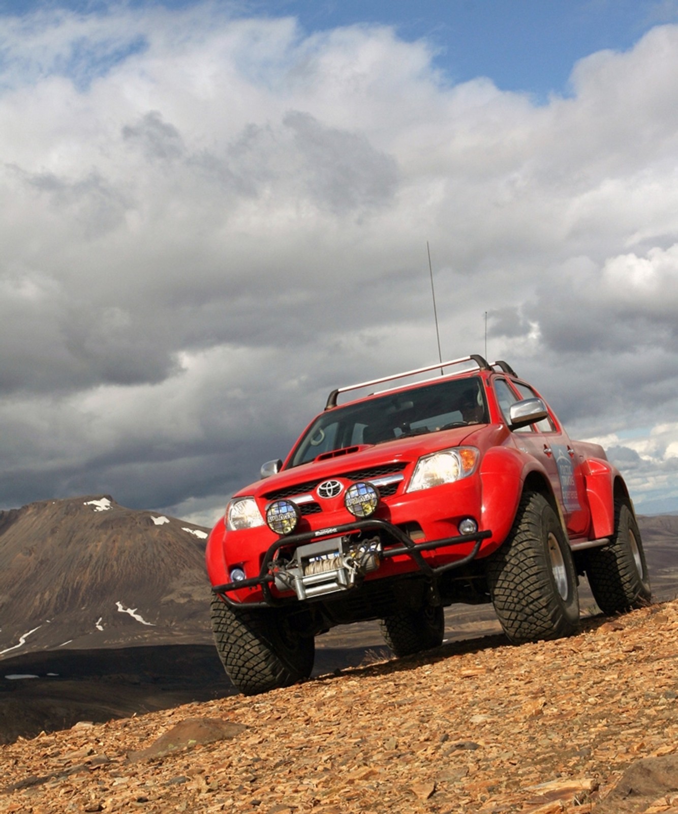 Toyota dowiezie cię na lodowiec