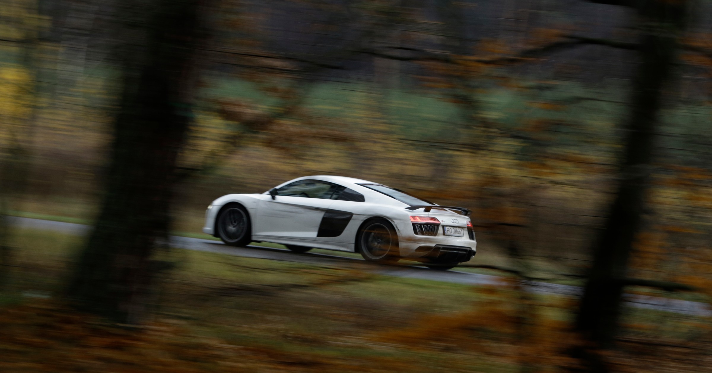Audi R8 V10 plus