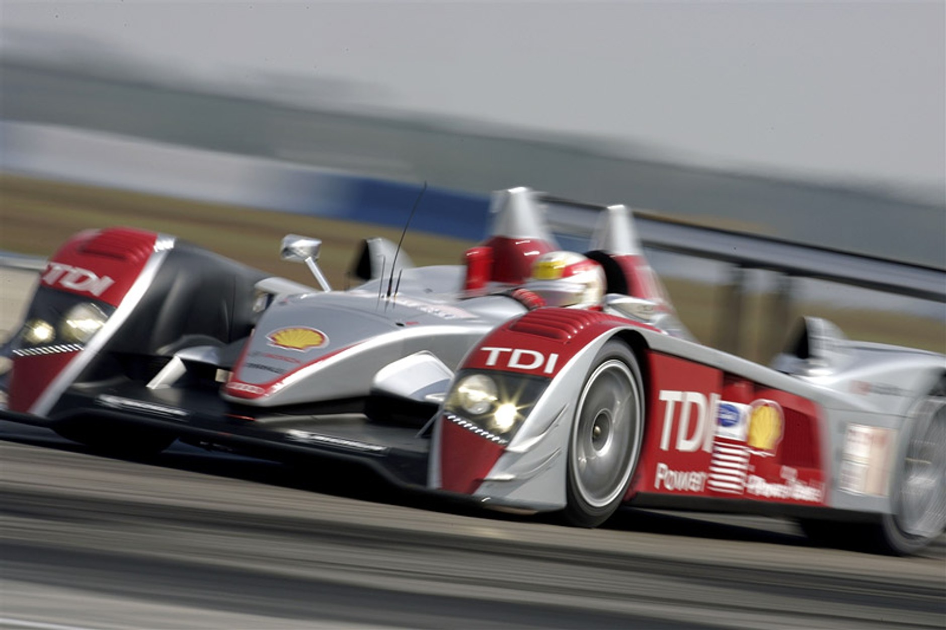 Audi wyśle do Le Mans trzy R10