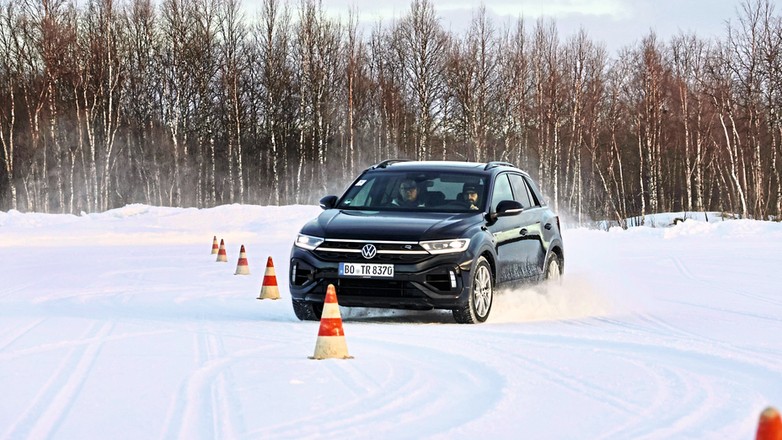 Test opon zimowych do SUV-ów 2025