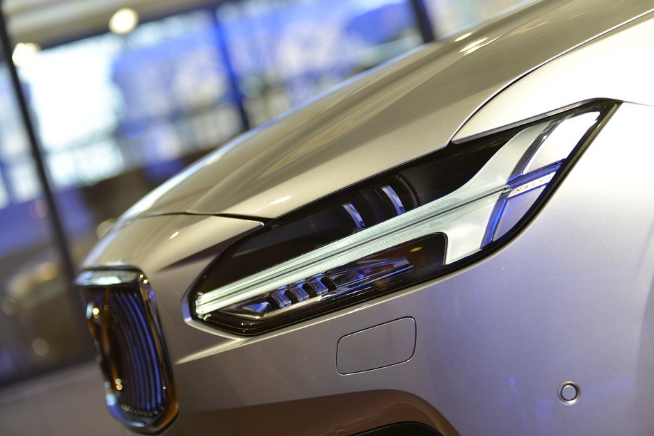 Volvo V90
