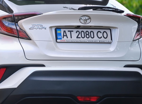 Kijów, Sewastopol czy obwód lwowski? Odczytujemy tablice rejestracyjne z Ukrainy