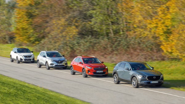 Kia XCeed, Mazda CX-30, Peugeot 3008 i Renault Kadjar - SUV czy crossover?