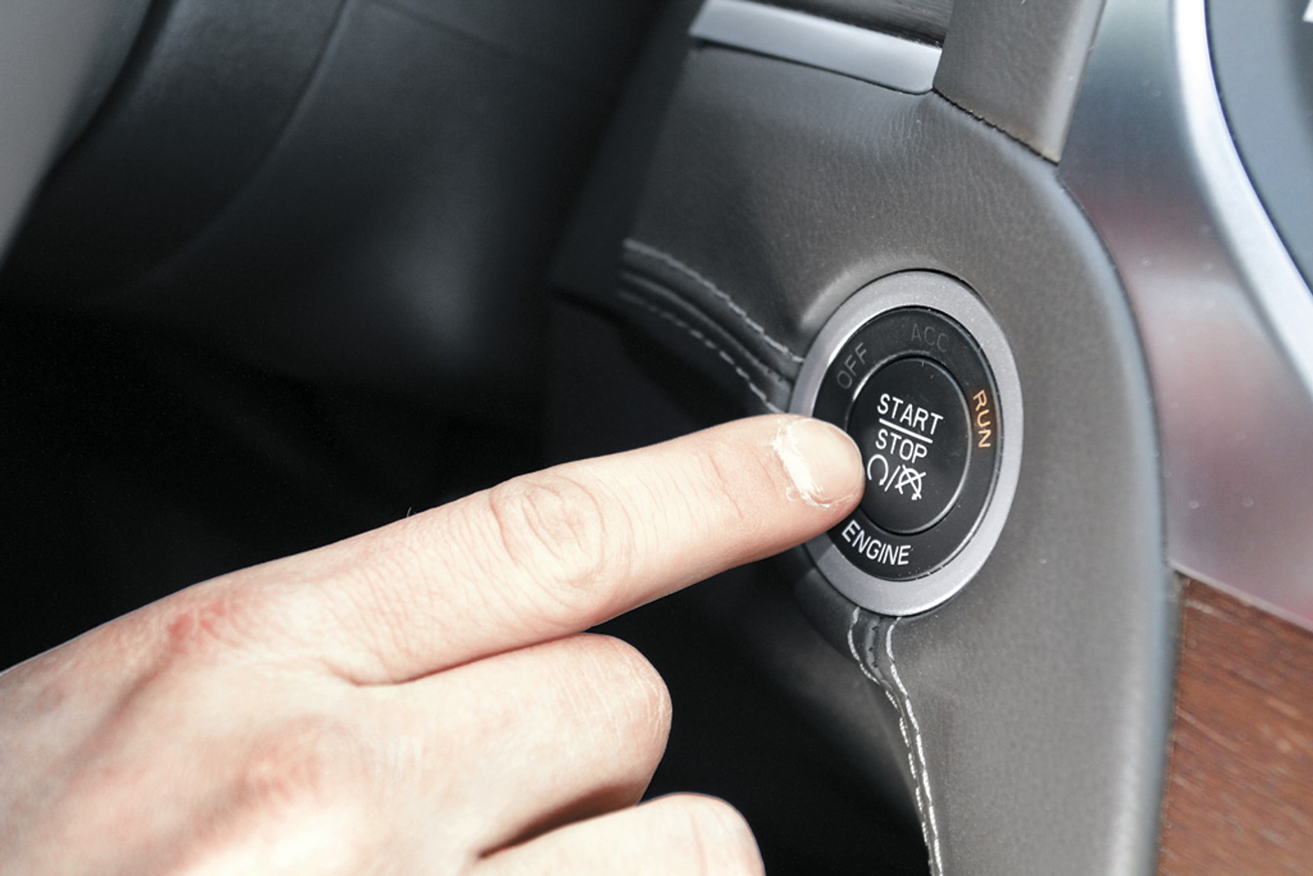 Lancia Thema – uruchamianie silnika