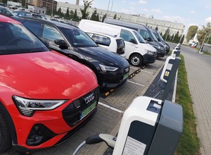 Elektromobilność po polsku, czyli przesiadka na elektryka