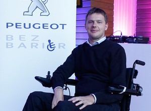 Przewodnik drogowy dla niepełnosprawnych - sukces Mateusza Puszkarskiego