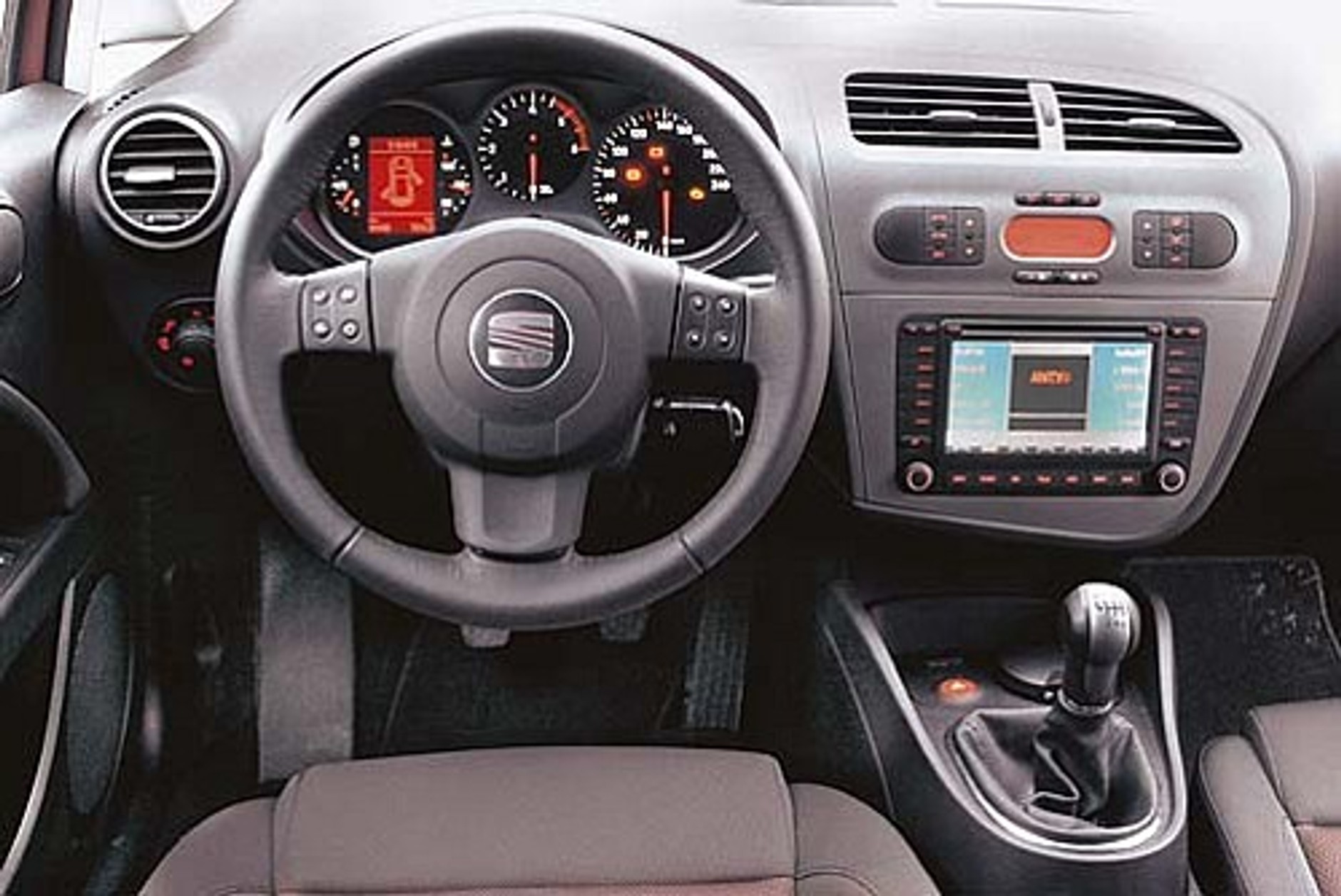 Seat Leon 2.0 TDi Stylance Sport Up - Największy buntownik w rodzinie