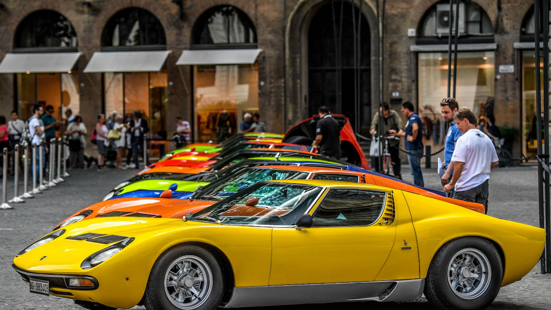 Lamborghini Miura Tour