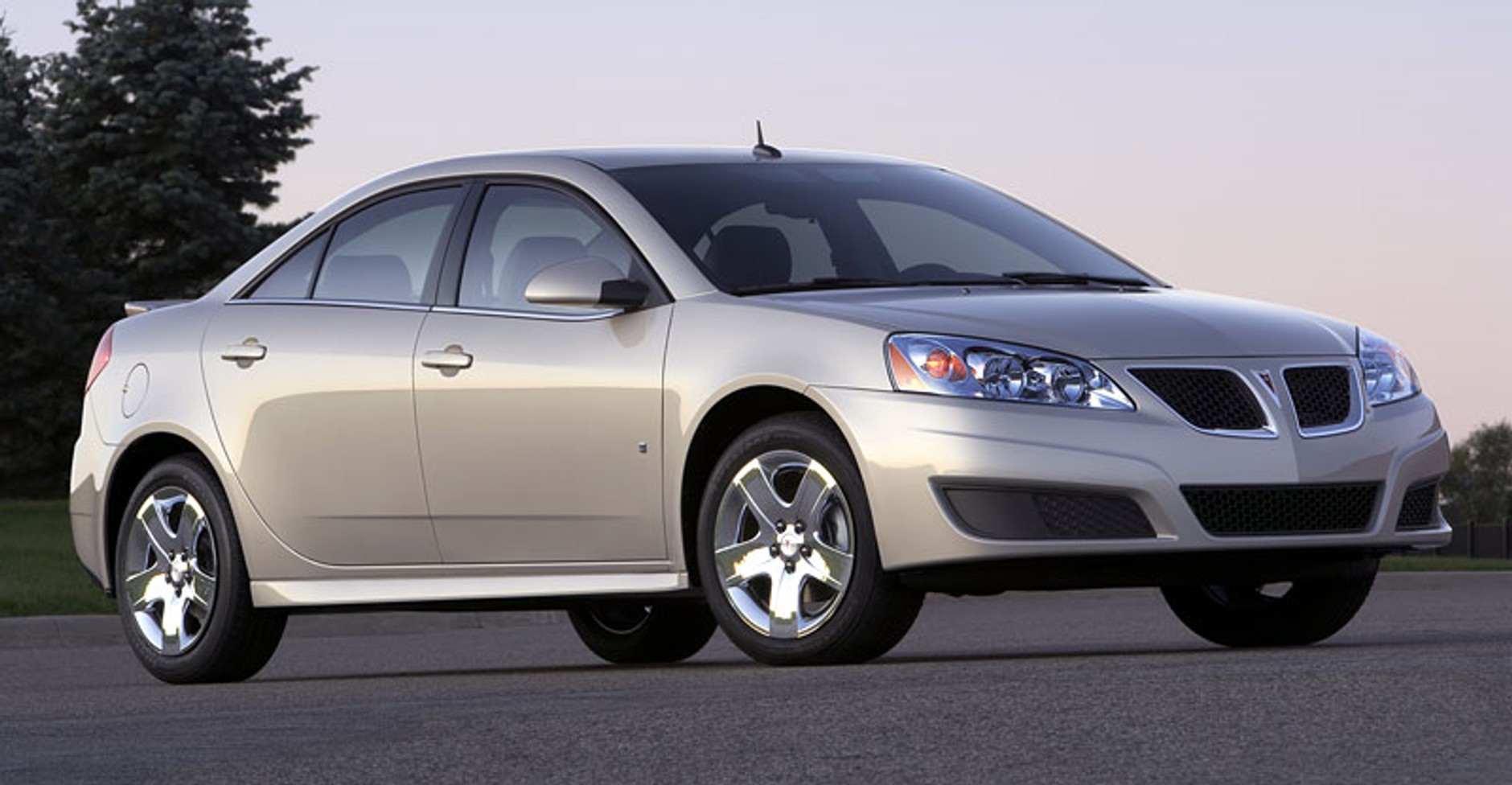 Los Angeles 2008: Pontiac G6 – facelifting na rok modelowy 2009