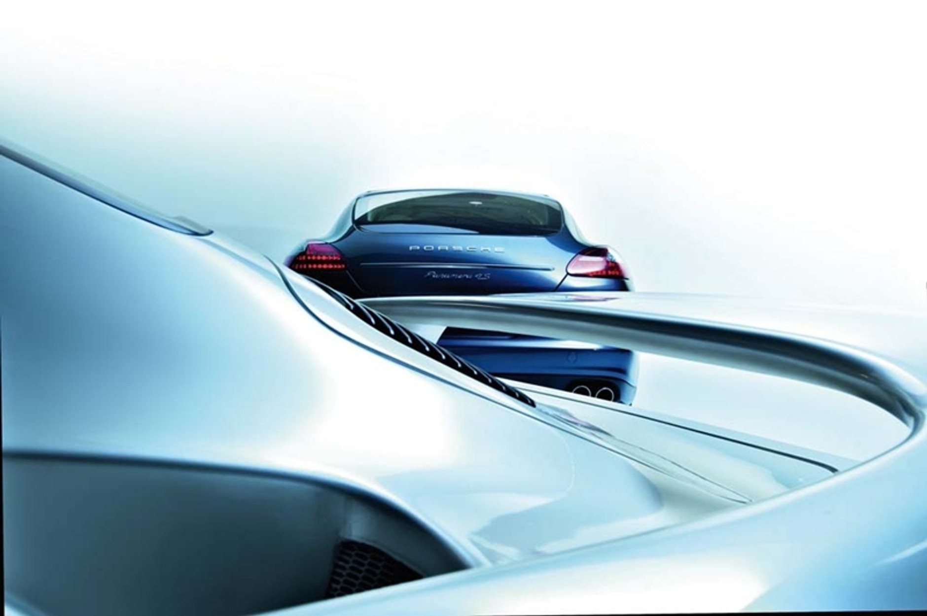 Piękne zdjęcia paskudnego Porsche