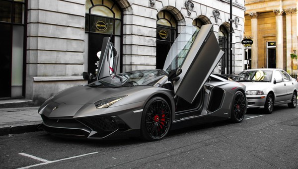 Lamborghini Patryka Vegi zostało zlicytowane. Wcześniej je stracił
