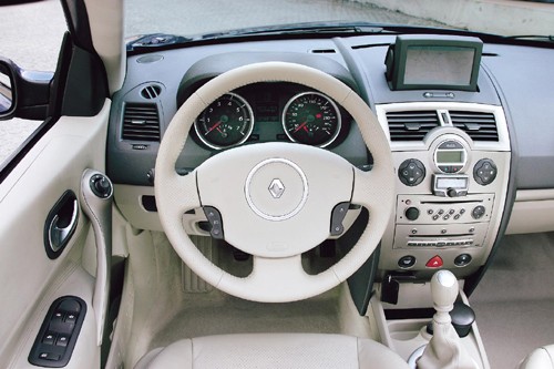 VW Eos, Opel Astra Twin Top, Peugeot 307 CC, Renault Megane Coupe Cabrio - Nie kryjmy się przed słońcem!