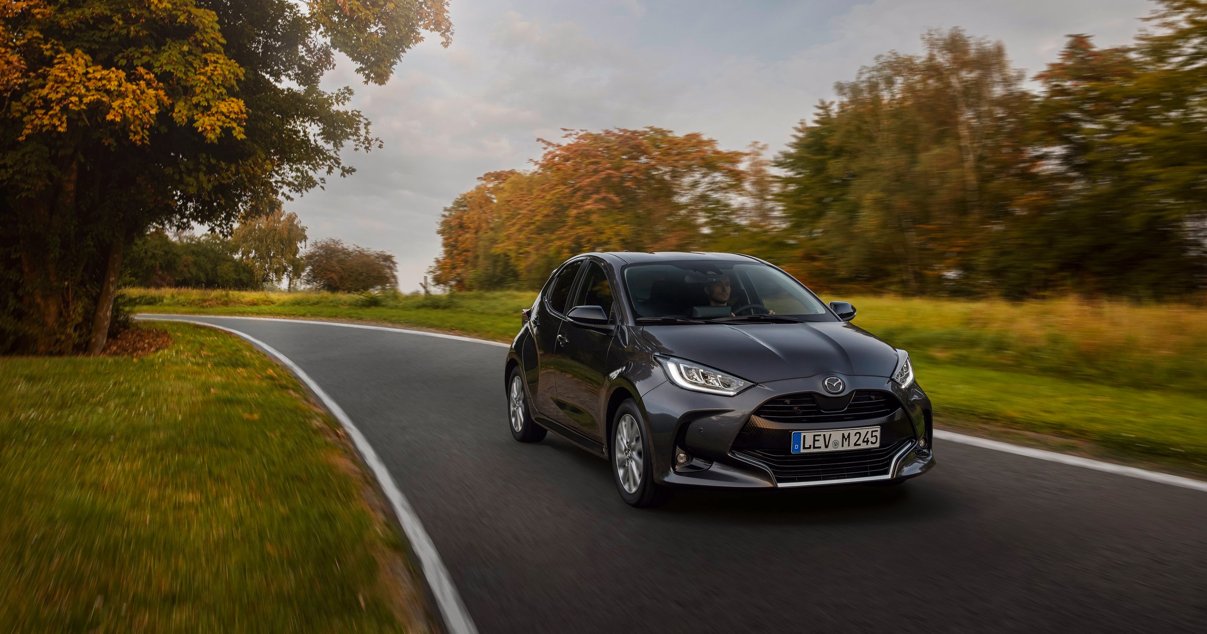 Mazda 2 Hybrid 2022