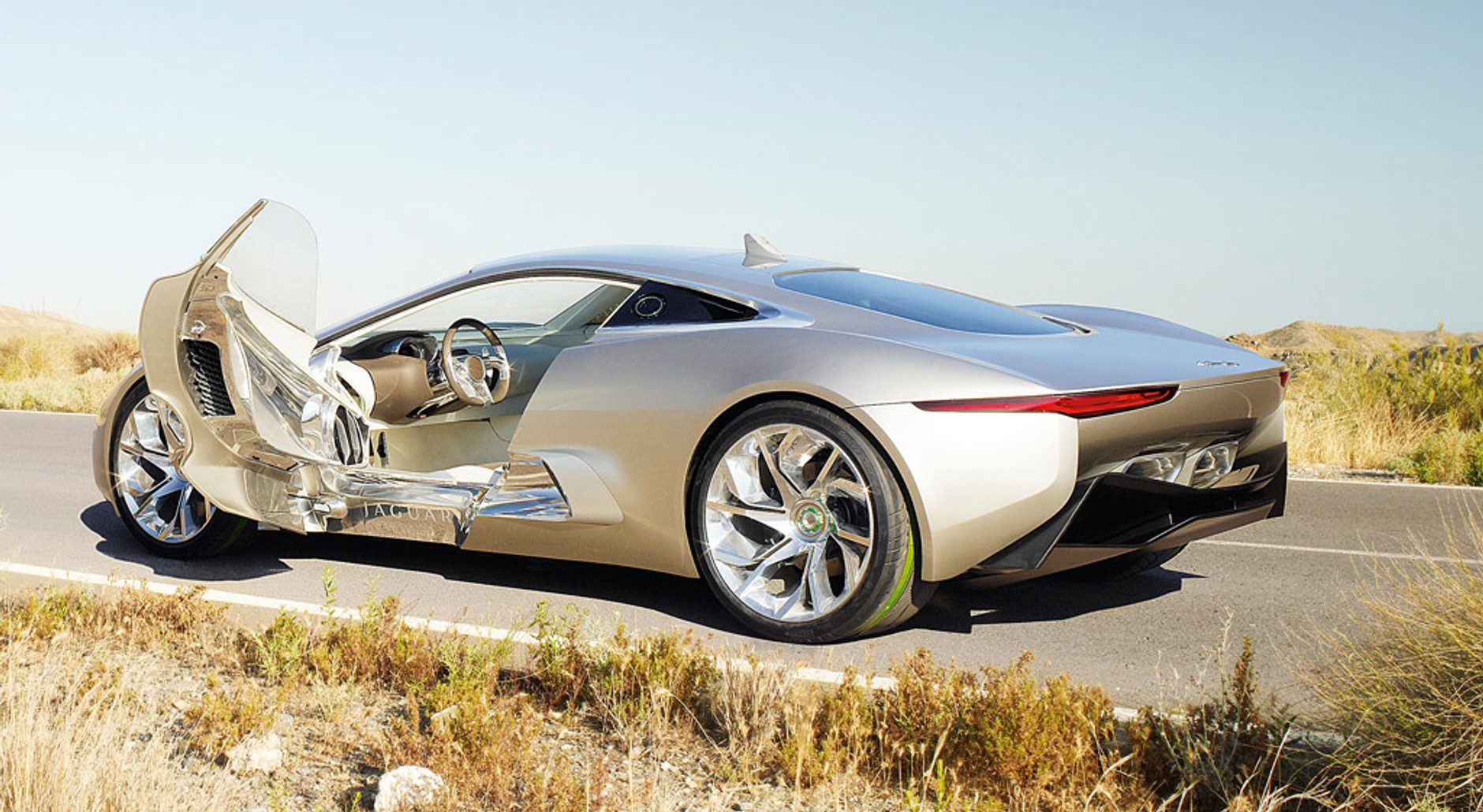 Odrzutowy Jaguar CX75
