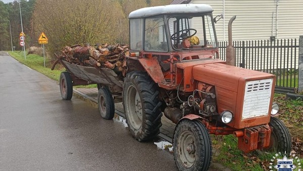 Ten ciągnik rolniczy nie miał prawa jechać. 25 lat bez ważnych badań