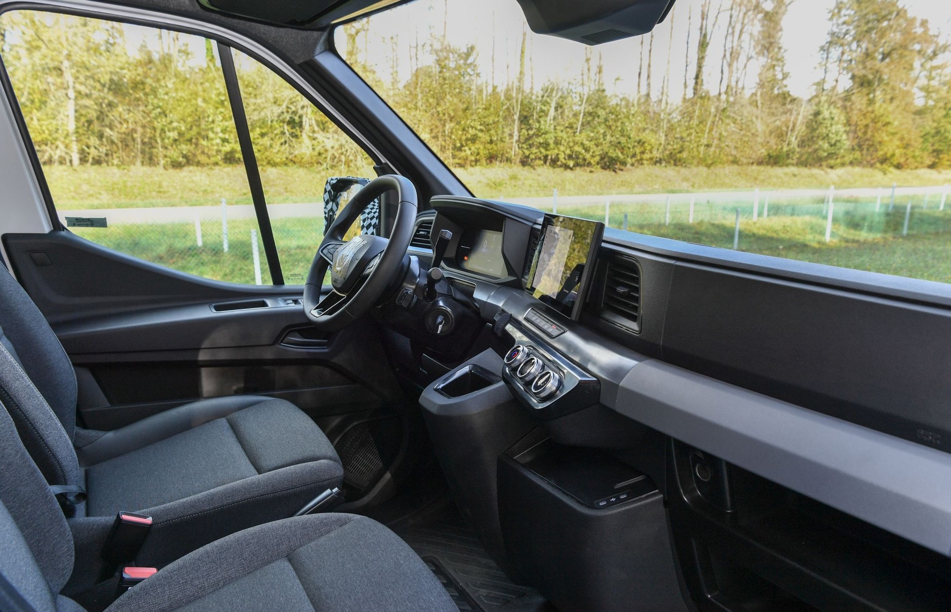 Pierwsza jazda prototypem nowego Renault Master E-Tech