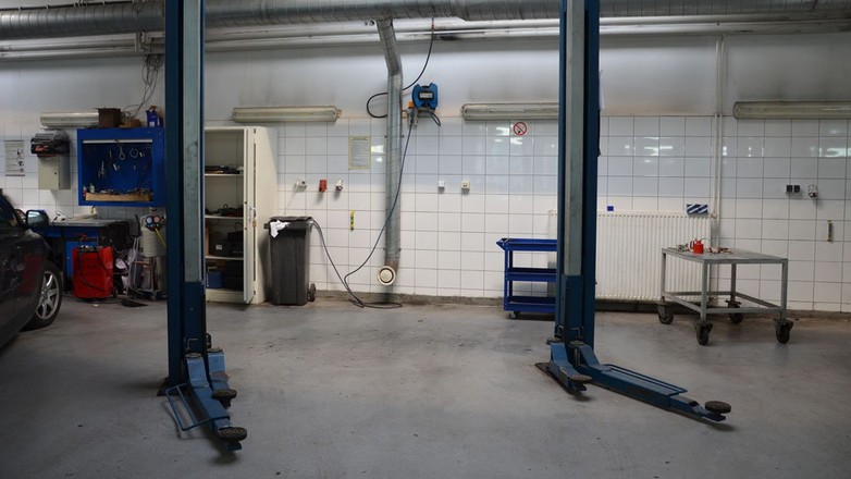 Nie masz garażu, wynajmij warsztat