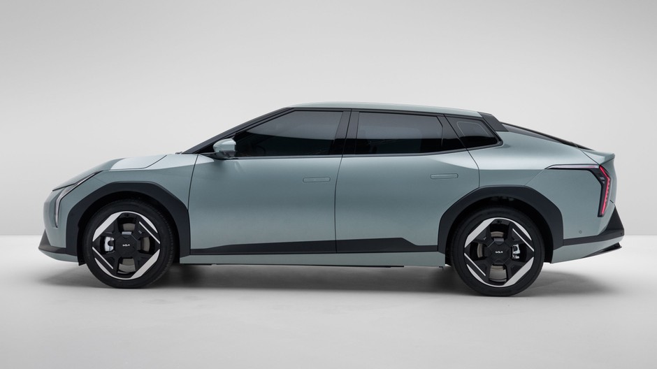 Kia EV4