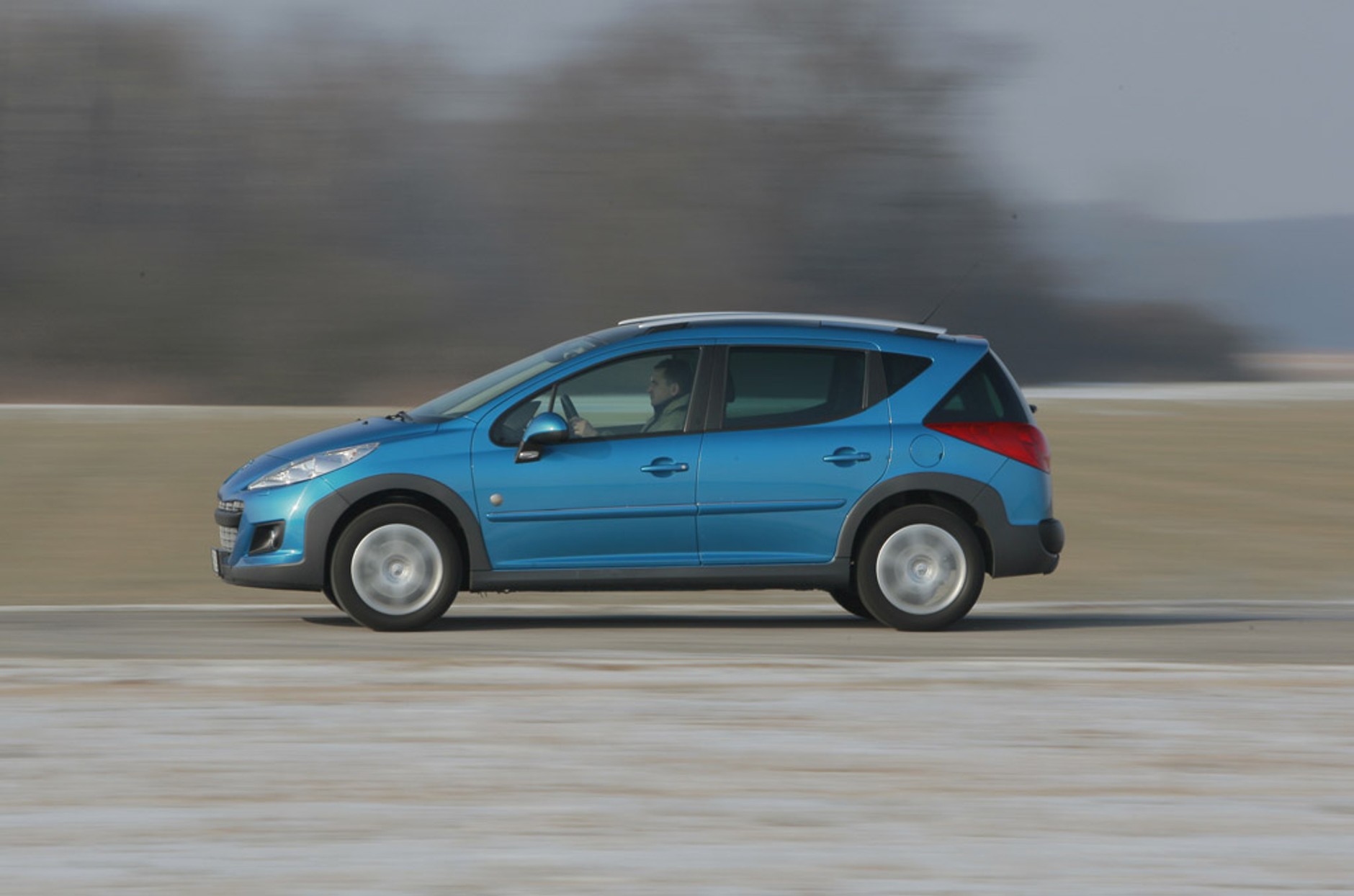 Peugeot 207 SW Outdoor: jego motto to rekreacja