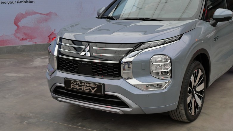 Mitsubishi Outlander PHEV