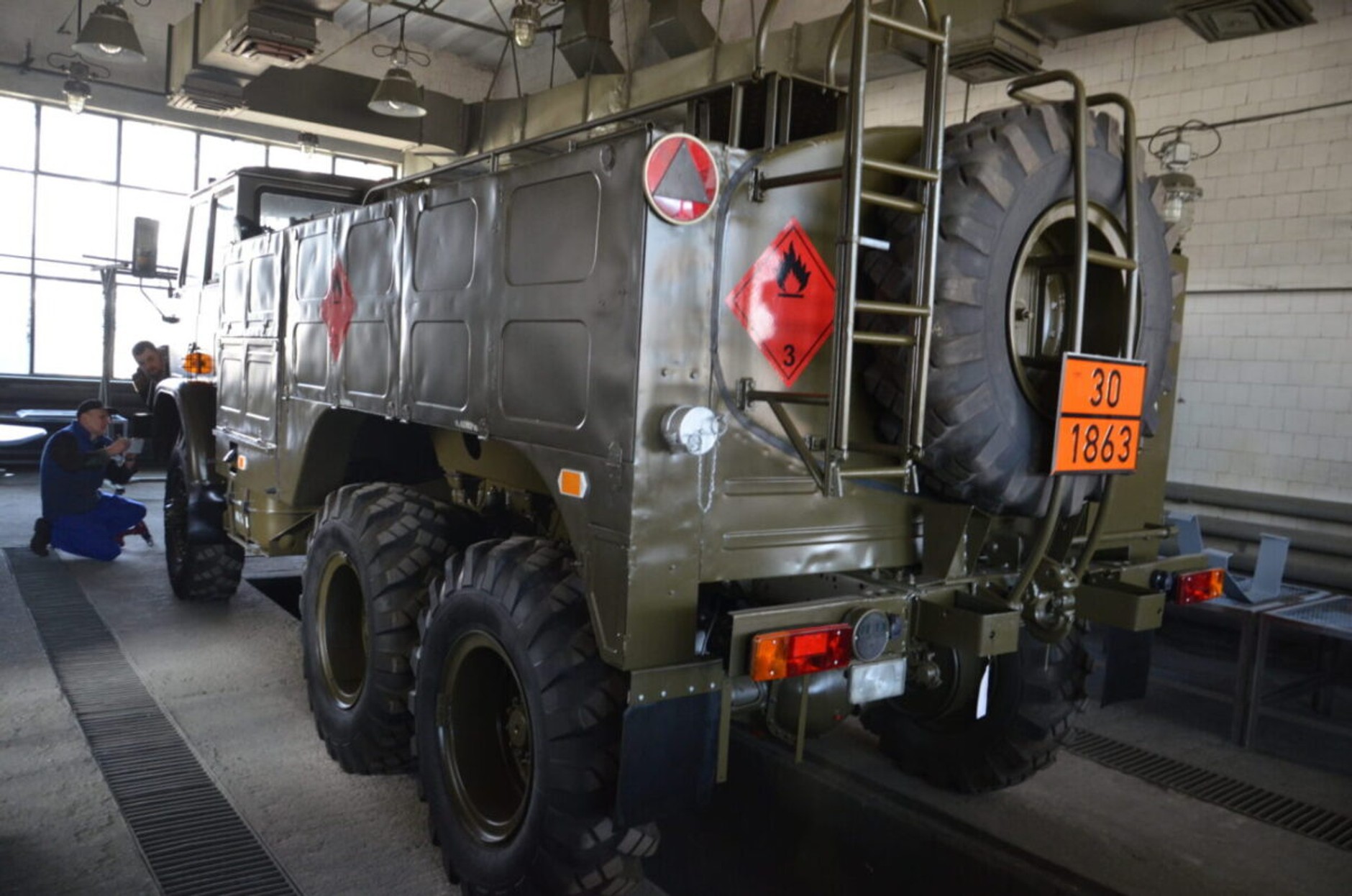 Cysterna CD-5 na podwoziu Star-266