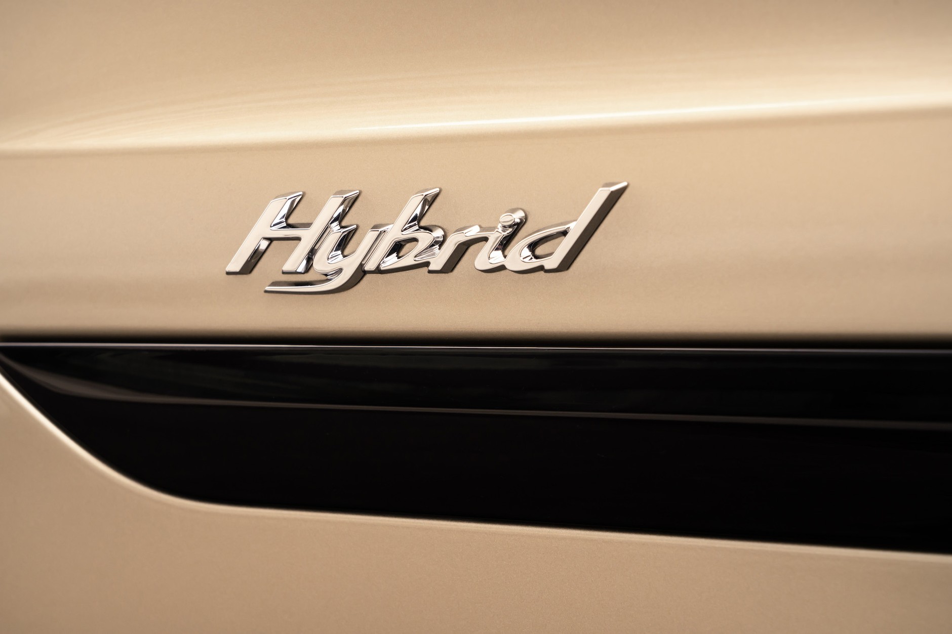Bentley Bentayga Hybrid – pierwszy ultraluksusowy SUV PHEV