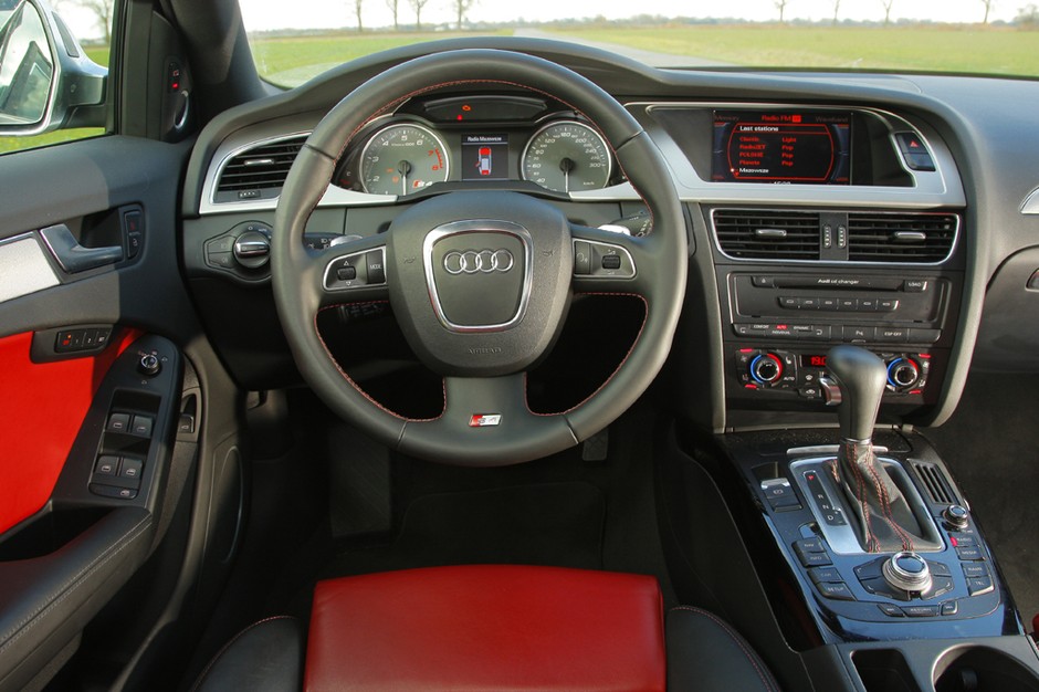 Audi S4 Avant S-Tronic - Mniej cylindrów, więcej klasy