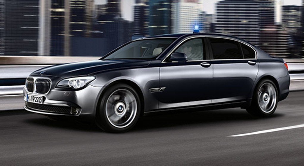 Samochód prezydenta Dudy - BMW 7 High Security