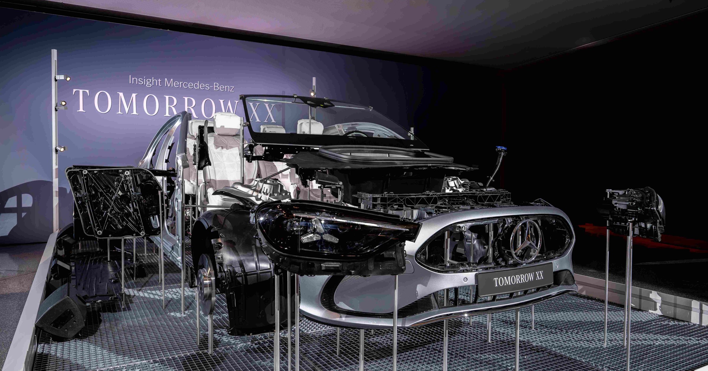 Nowe Mercedesy mają znów być naprawialne