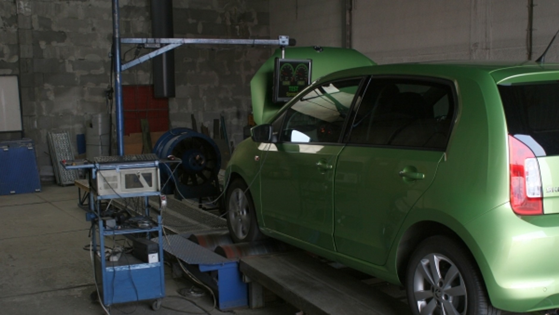 Skoda Citigo na hamowni