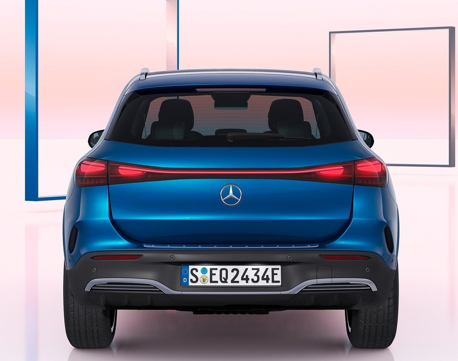 Mercedes-Benz EQA