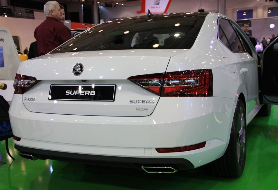 Skoda Superb (Poznań 2015)