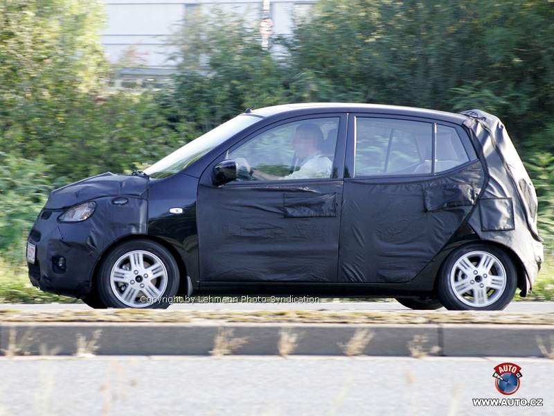 Zdjęcia szpiegowskie: Hyundai i10 a i20