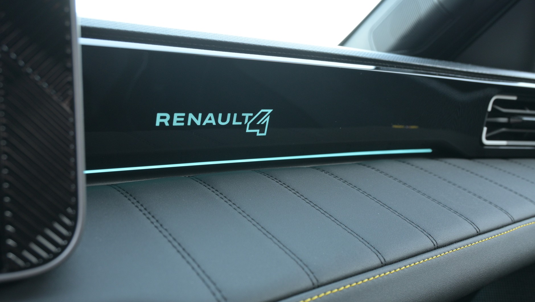 Renault 4 E-Tech