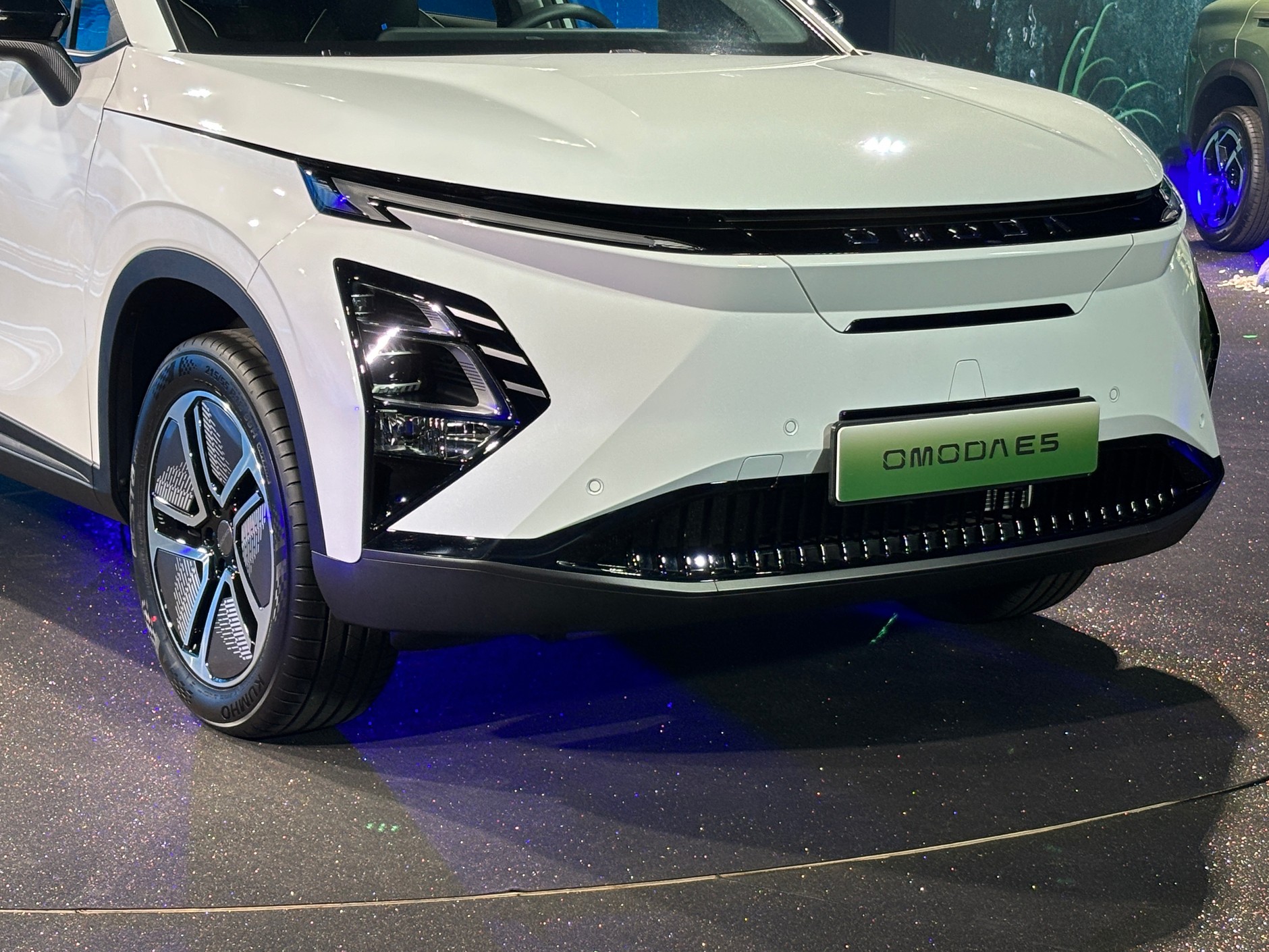 Omoda E5
