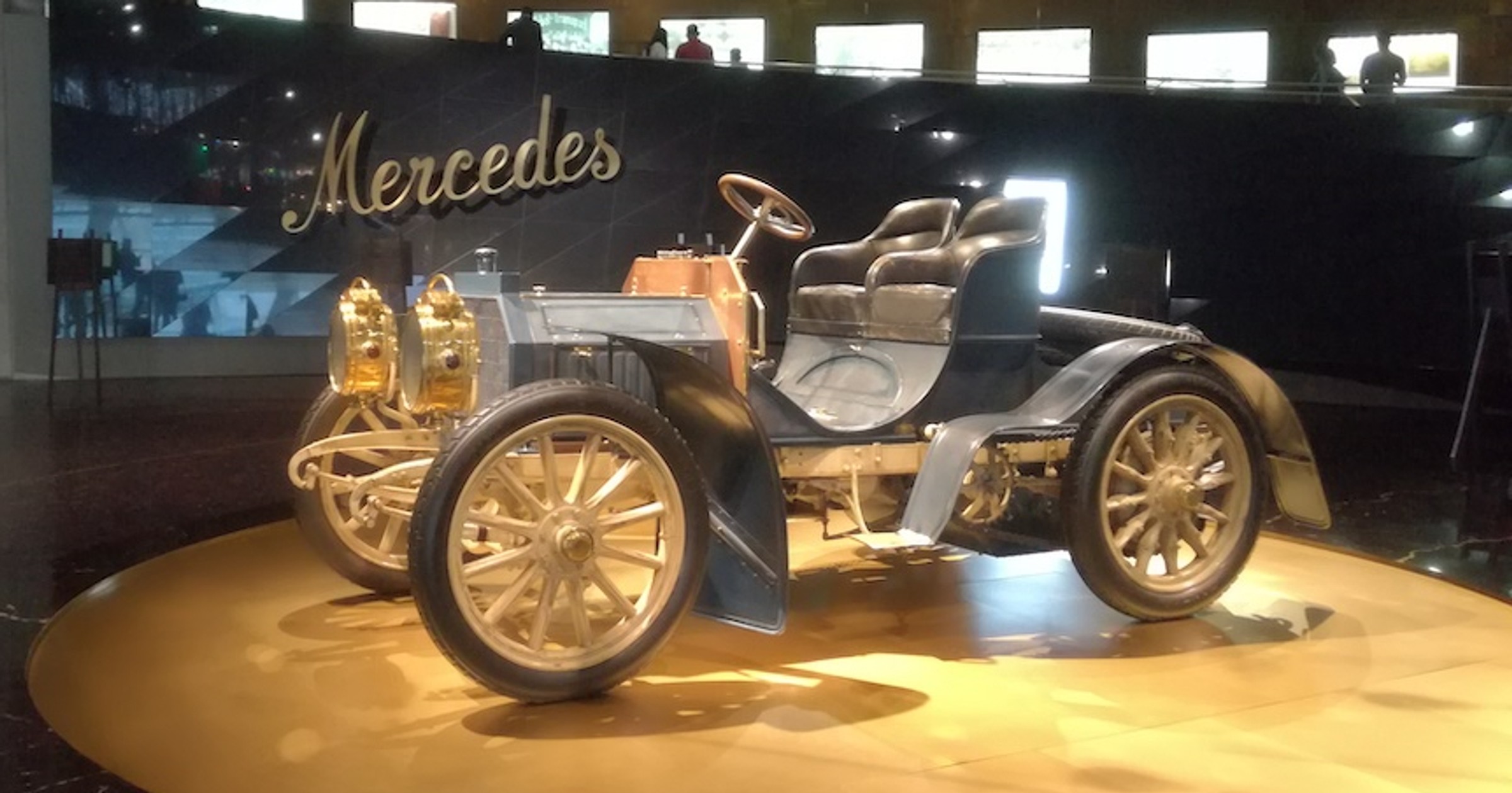 Mercedes – 120 lat nazwy