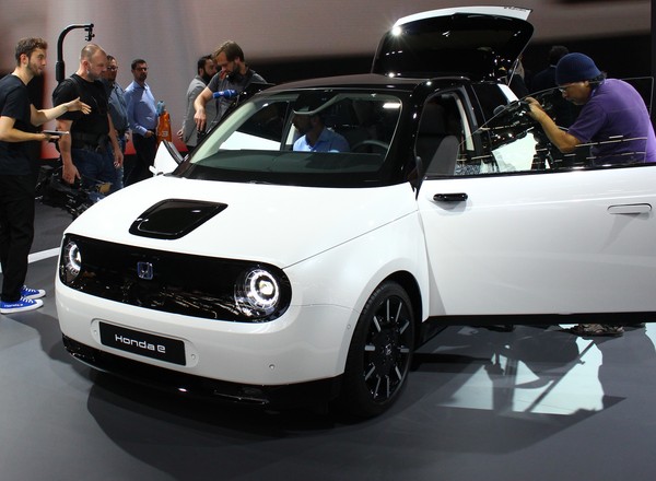 Honda e – debiut wersji seryjnej