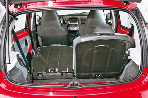 Hyundai i10 kontra Citroen C1 - porównanie aut miejskich z automatycznymi skrzyniami biegów