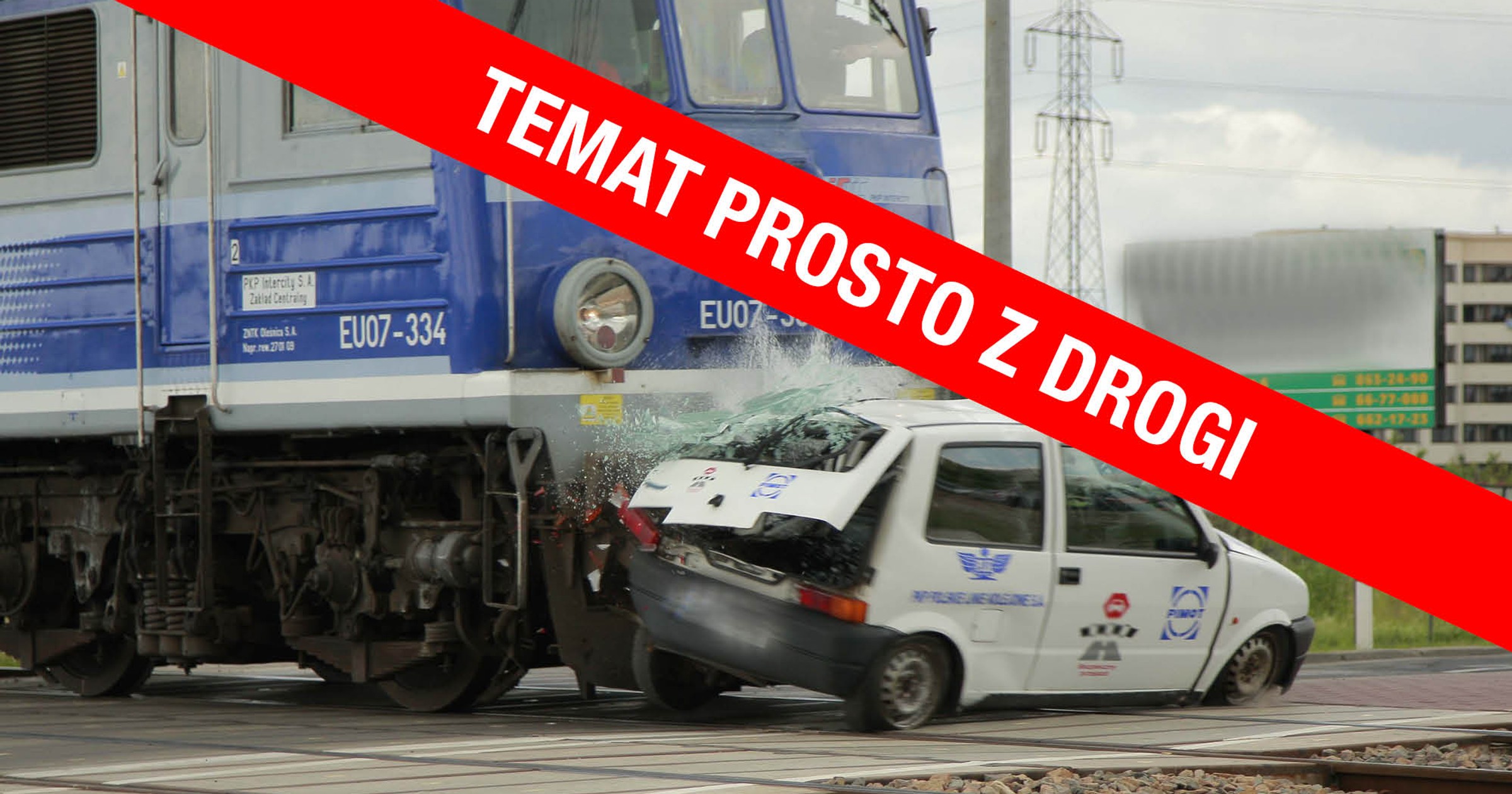 Na przejeździe kolejowym auto nie ma szans z pociągiem