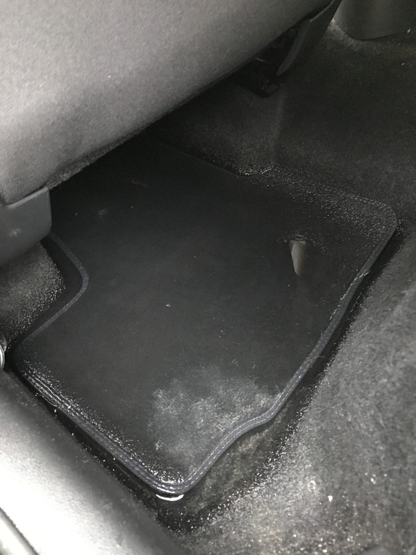Zalane auto: czy da się je uratować?