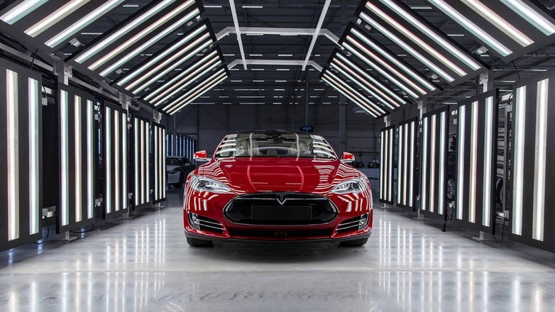 Tesla już produkuje w Europie