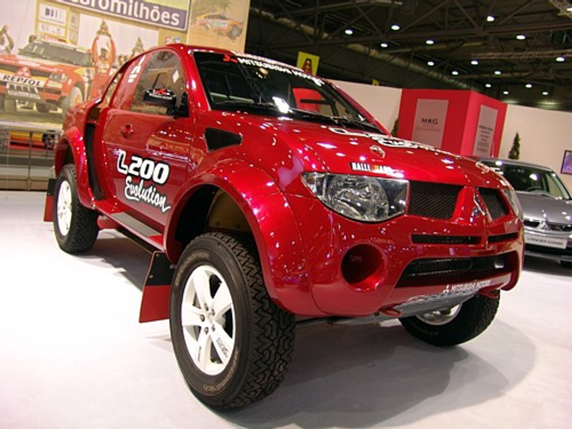 Samochody w cieniu piłki - AMI Lipsk