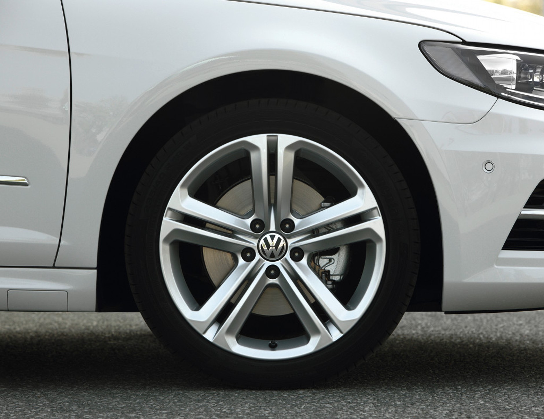 Drapieżny Volkswagen CC R-line