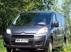 Citroen Jumpy. Dostawczak z nutą vana