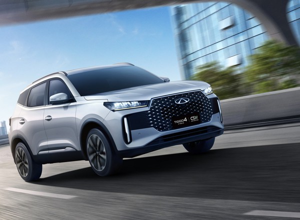 Chery Tiggo 4 HEV wjeżdża do Polski. Mniej niż 100 tys. zł za hybrydowego SUV-a