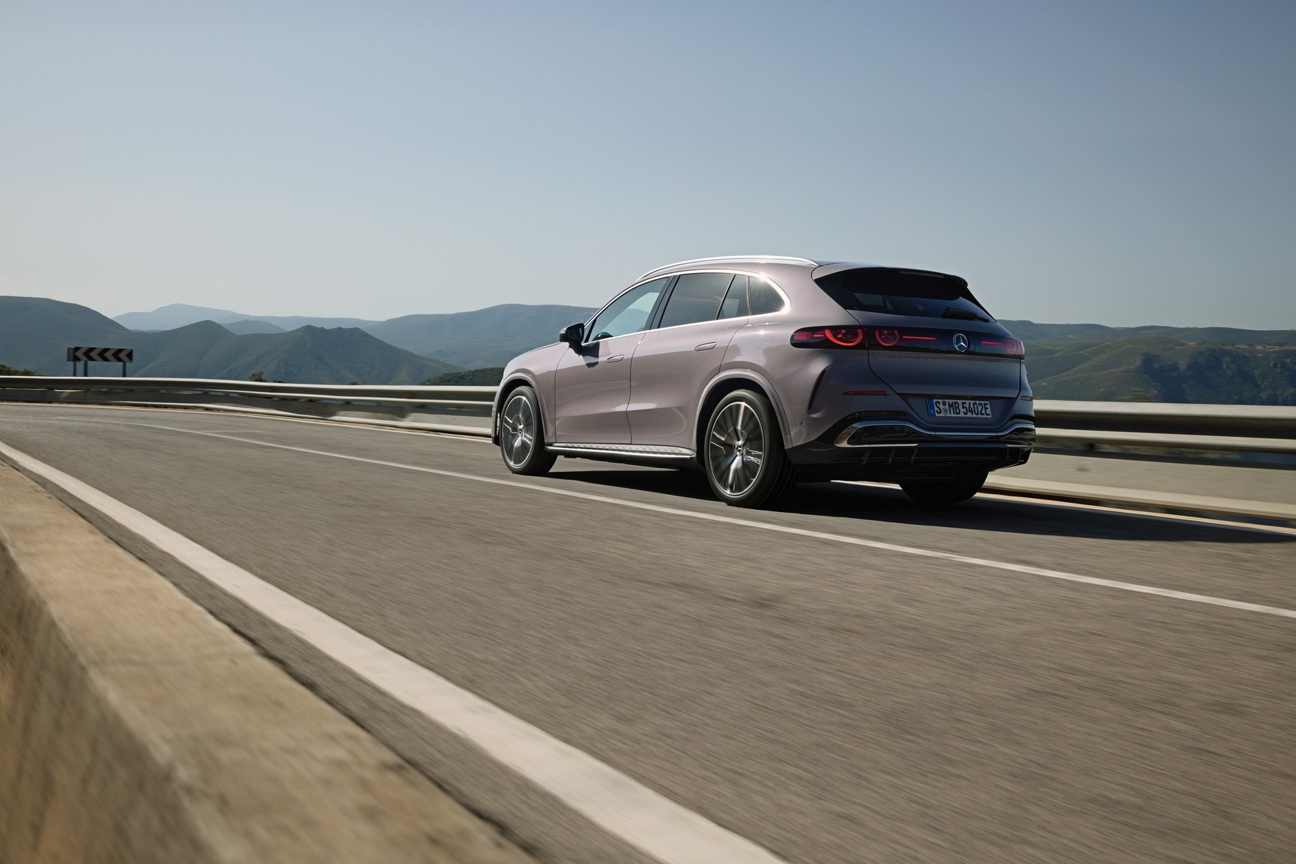 Elektryczny Mercedes-Benz GLC z technologią EQ