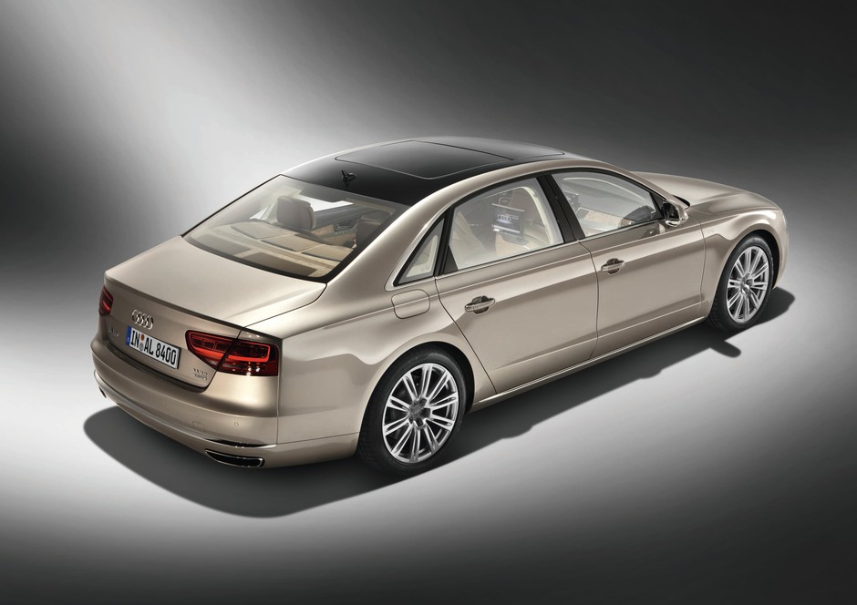 Pekin 2010: Audi A8 L W12 quattro – 500 KM i większy komfort dla Chińczyków