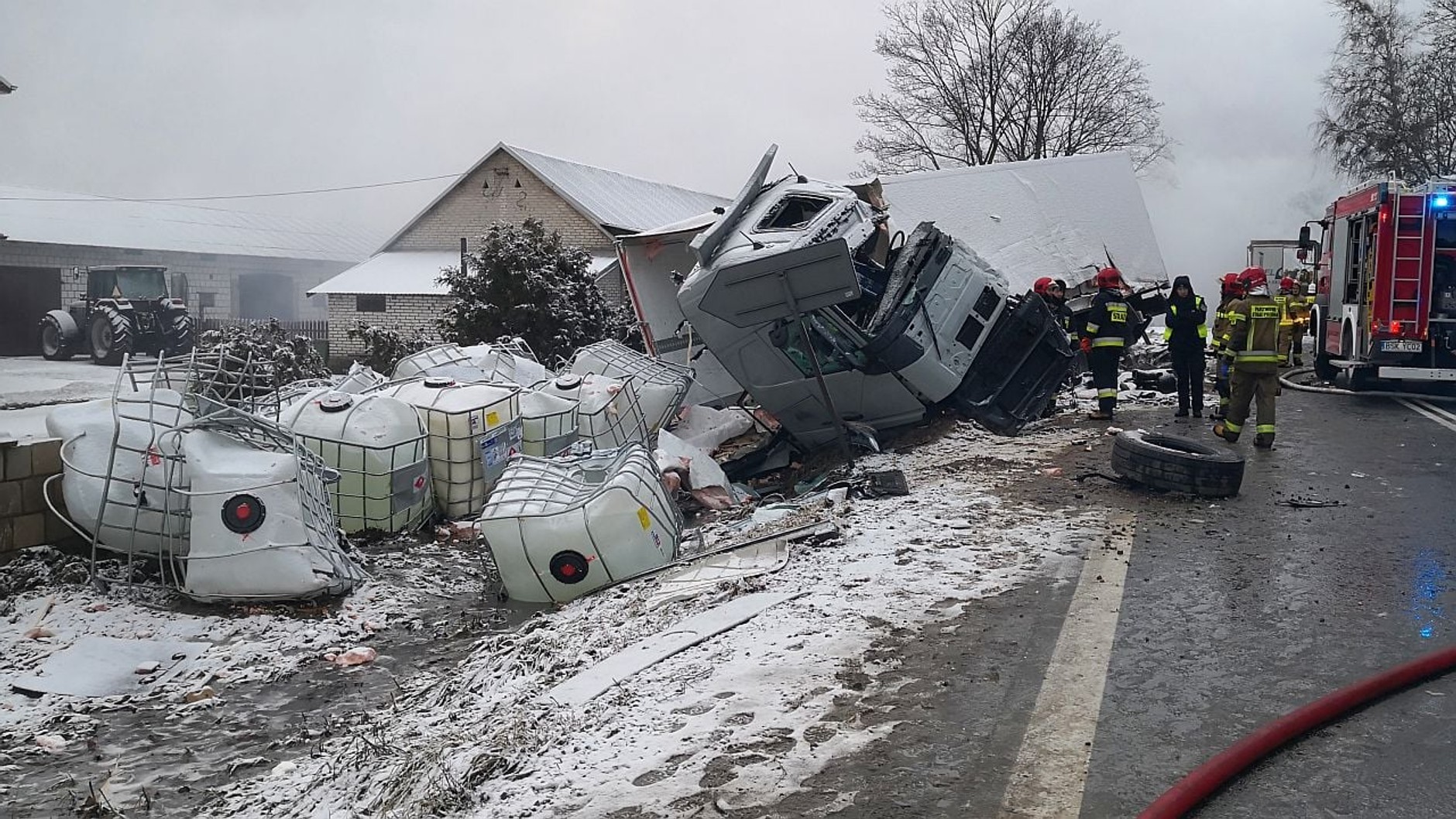 Zderzenie dwóch TIR-ów