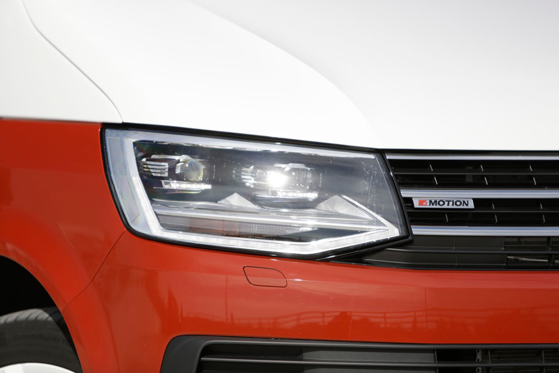 Volkswagen T6 Multivan Generation Six - wygoda dla 7 osób