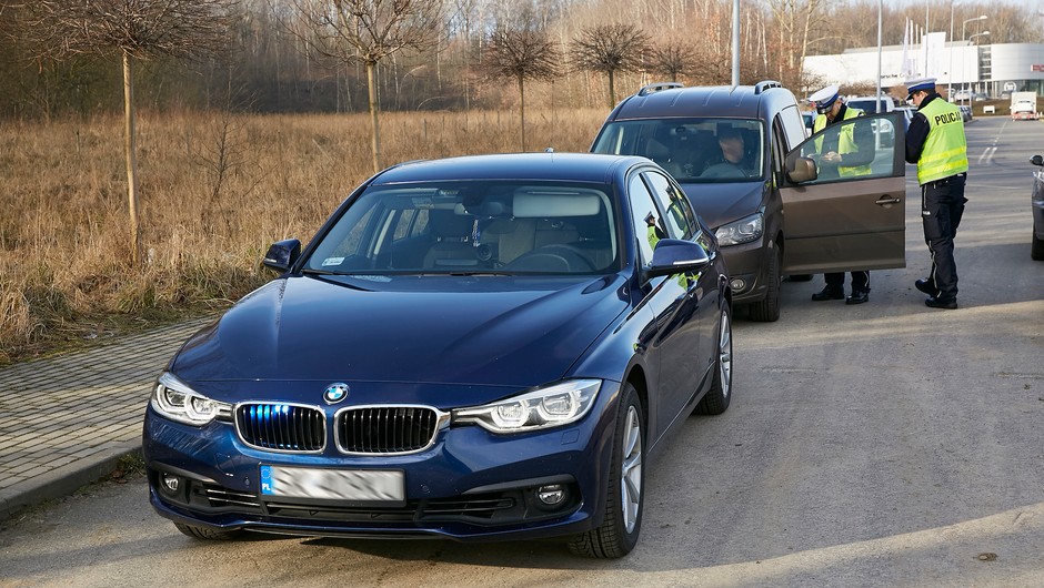 Podczas świąt będzie więcej patroli na drogach